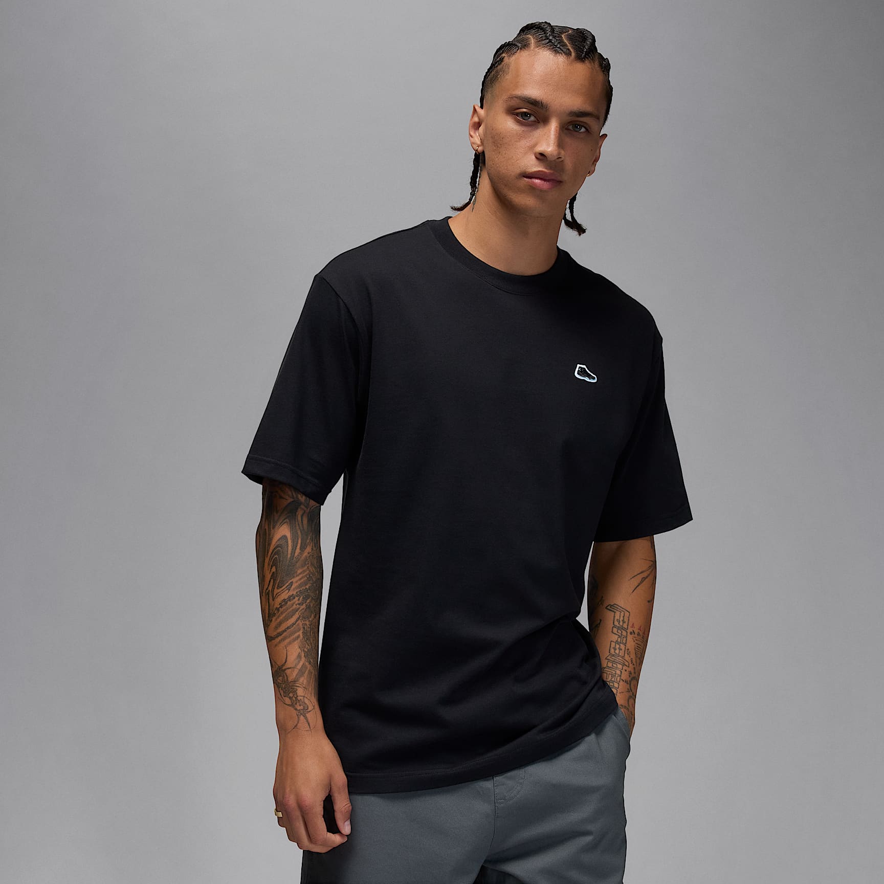 Nike AIR JORDAN Tシャツ（CK4213-010） NIKE公式】ジョーダン ブランド メンズ エア ジョーダン 11 Tシャツ